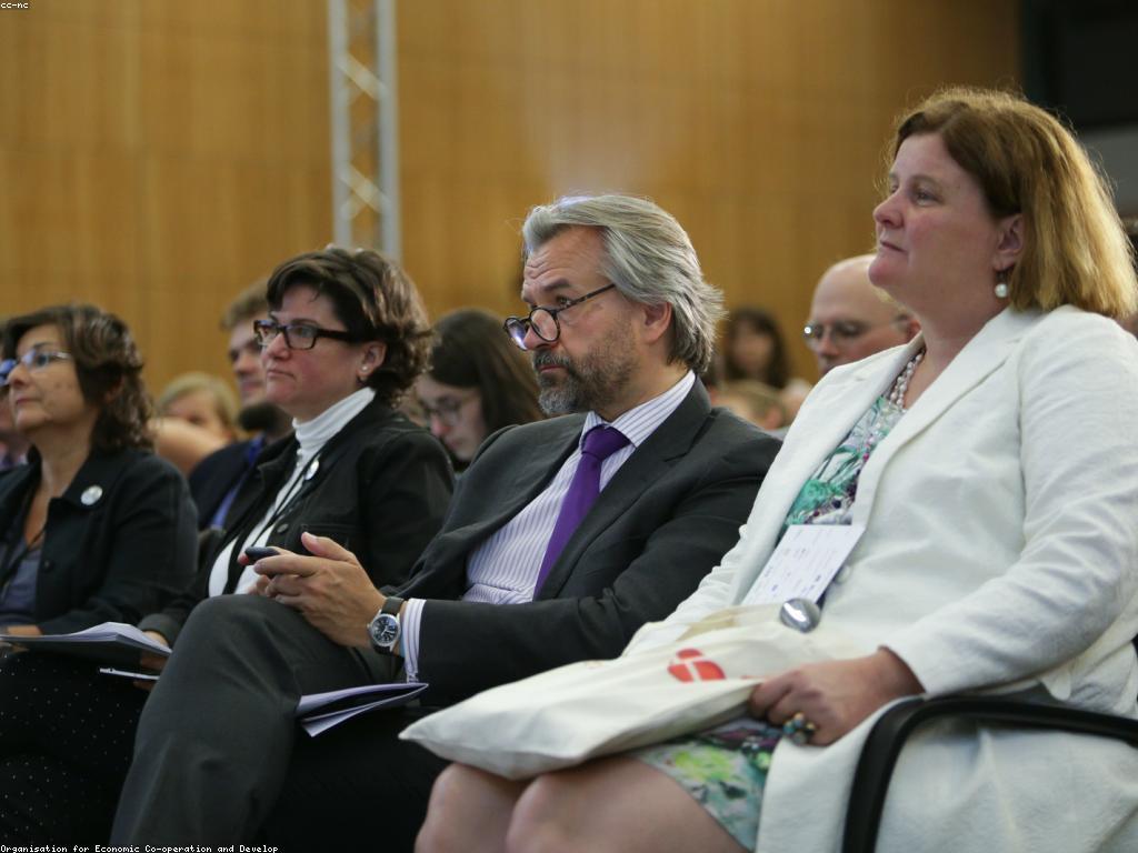 ព័ត៌មានថ្មីៗ៖ ការស្វែងយល់អំពីសេដ្ឋកិច្ច និងការវិវត្តន៍